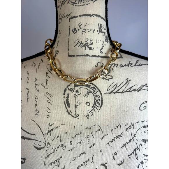 8 Other Reasons Hammered Paper Clip Necklace 16" + 2" Extender - Picture 3 of 8